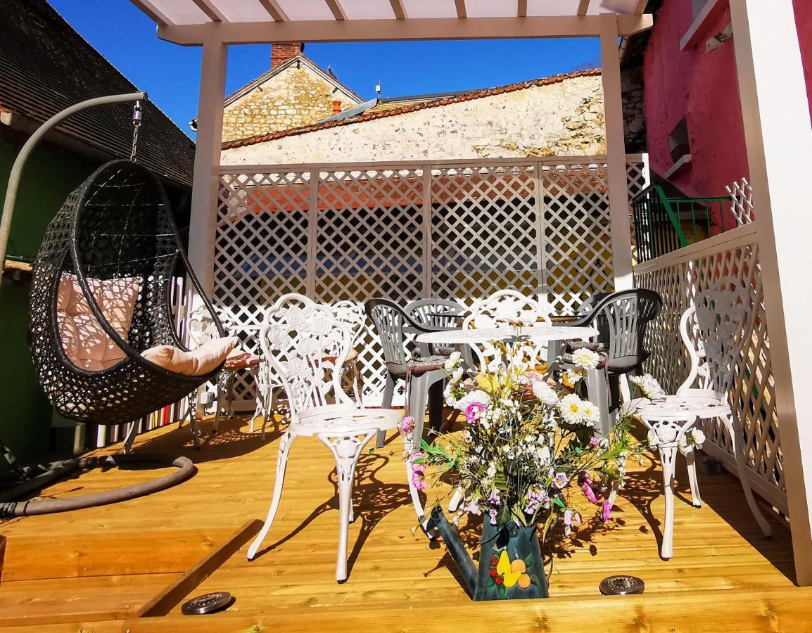 Bed and Breakfast Le Coin Des Artistes Giverny Exterior foto