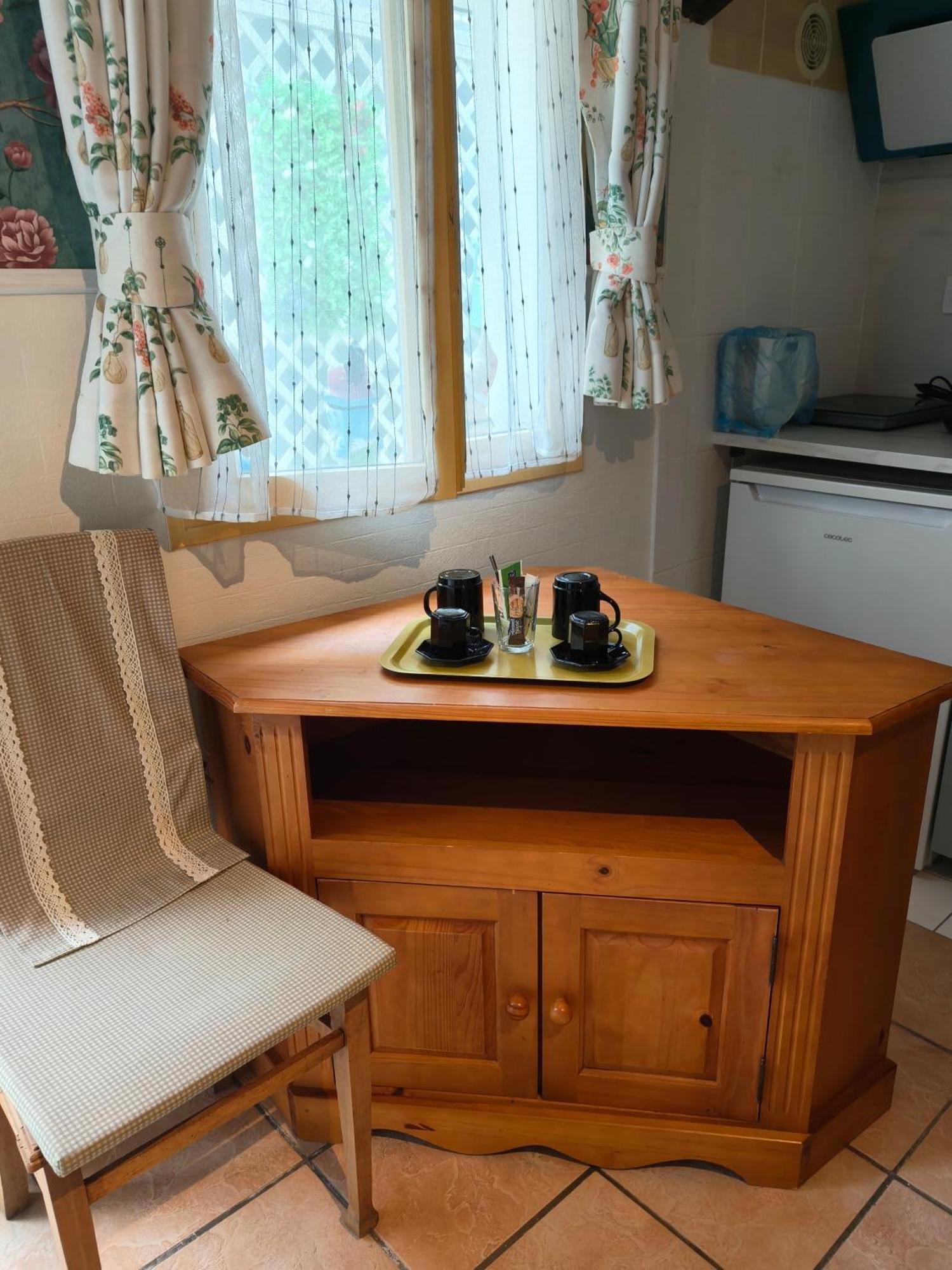 Bed and Breakfast Le Coin Des Artistes Giverny Zimmer foto